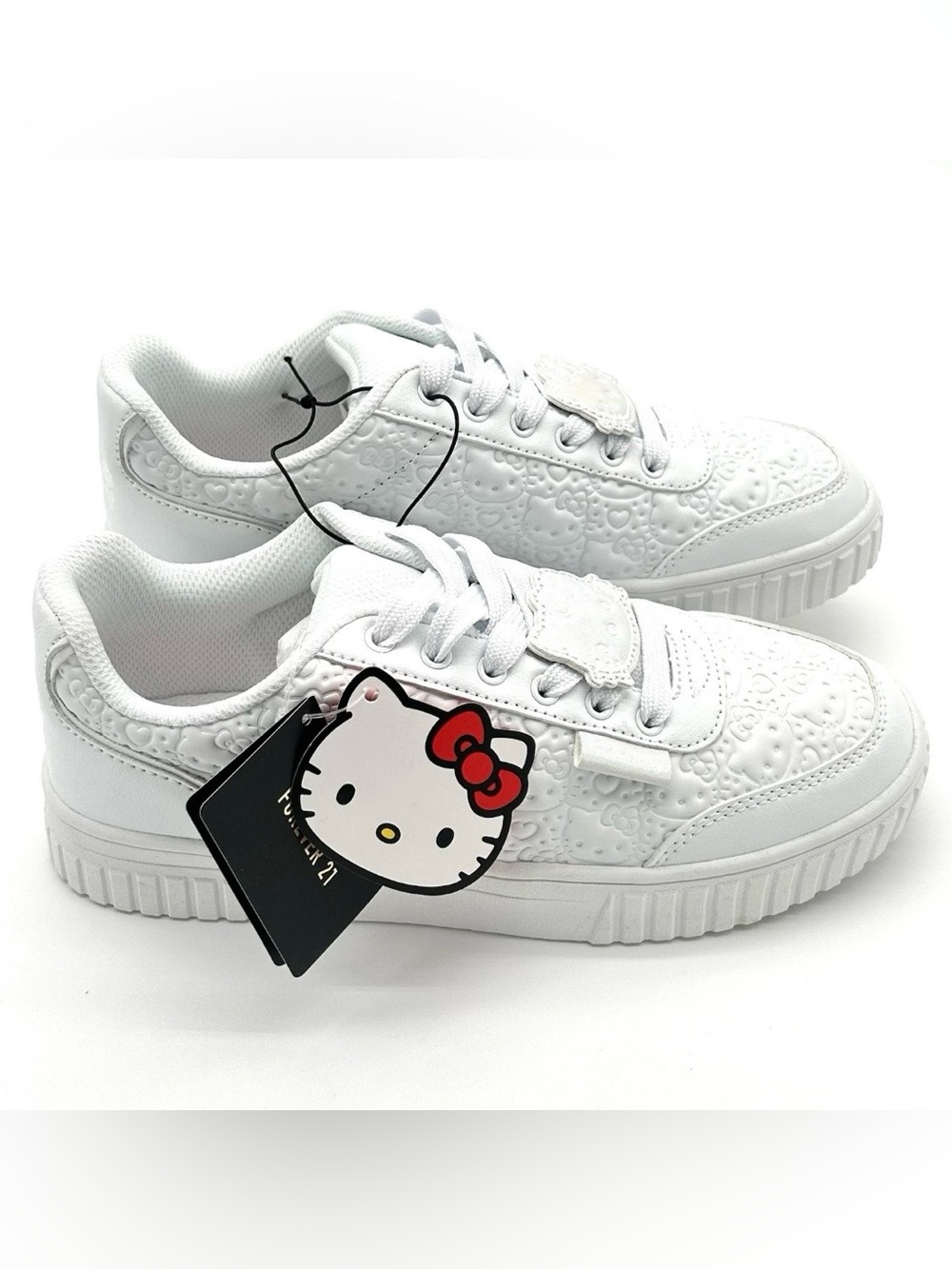 Hello Kitty & Friends White Shoes Sneakers Sanrio Limited Edition Size 9 NWT